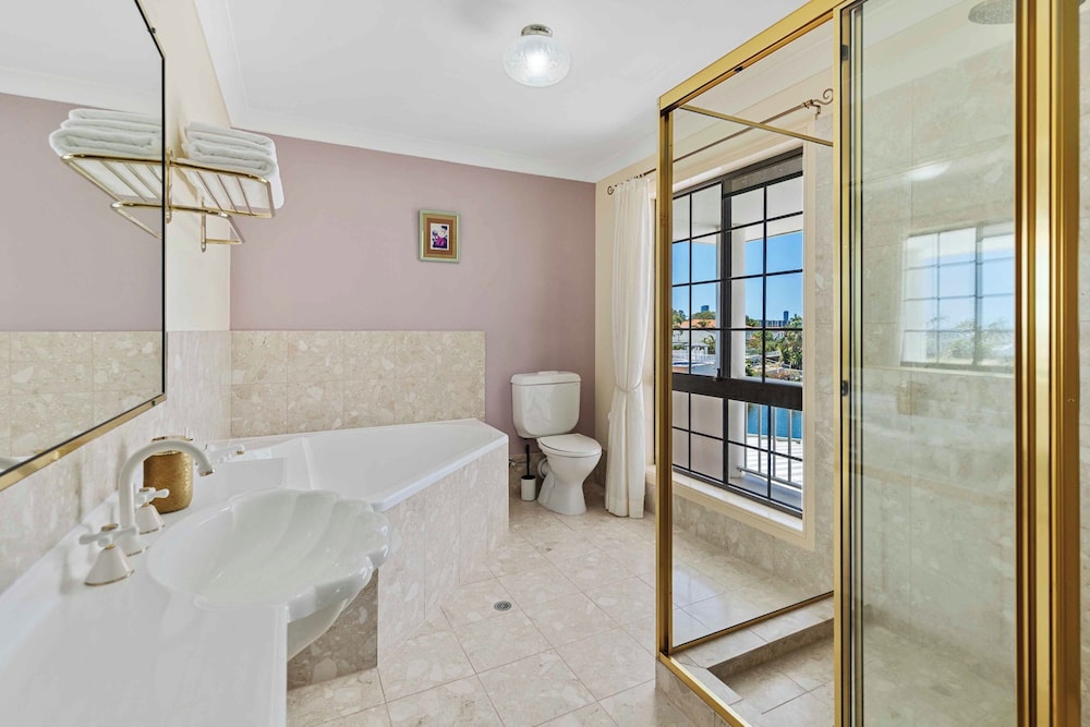 Villa Maria 4BRM Home