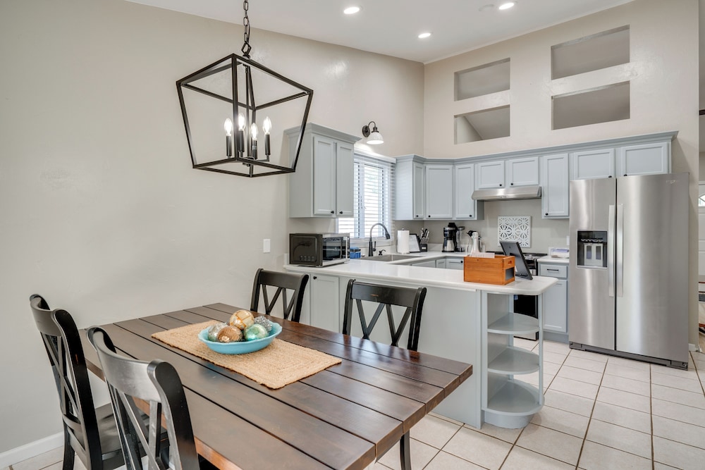 1 Mi to Beach: Dog-friendly Condo in Lake Mills!
