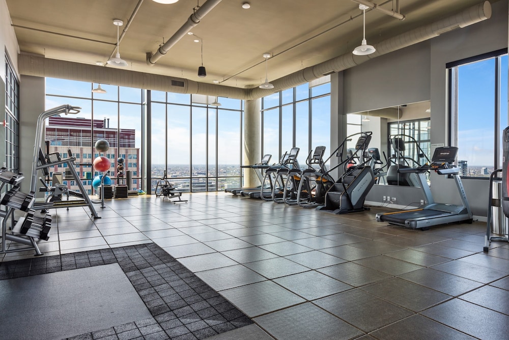 Exclusive Gold Coast 2BR Balcony Walkable