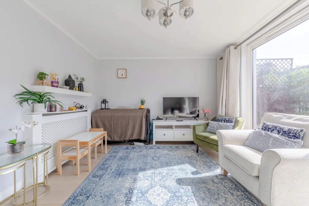 Lovely 3BD Family Home With Garden - Richmond!
