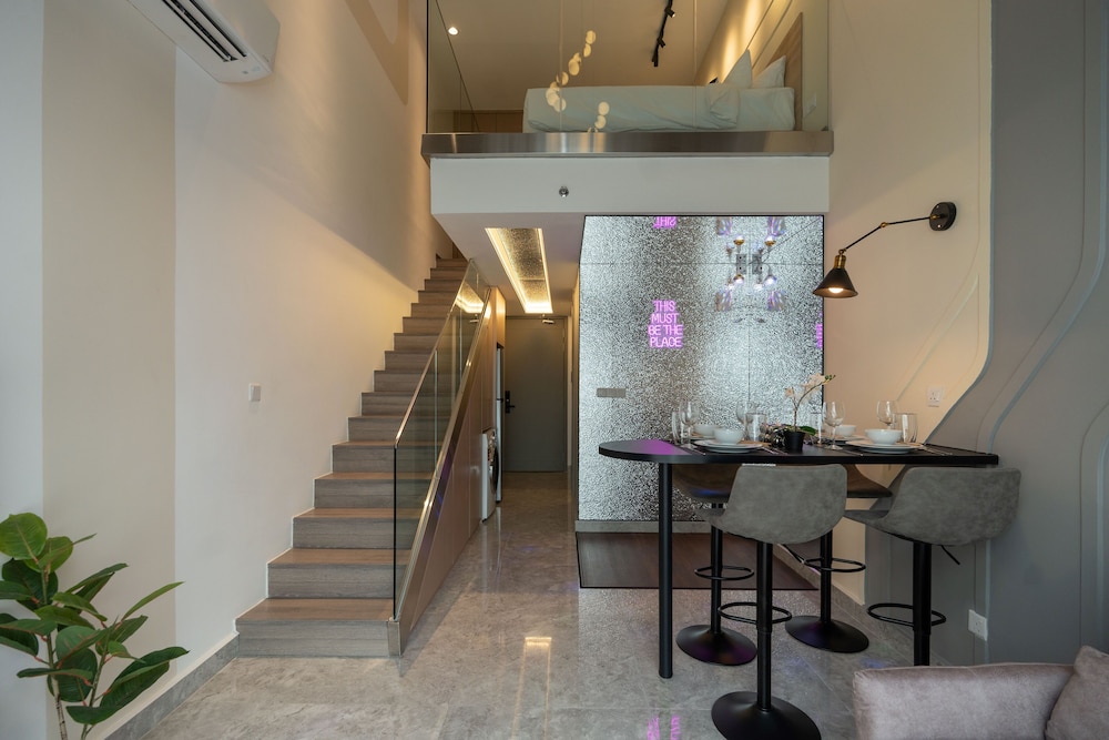 Agile Skyline Suites By PSM