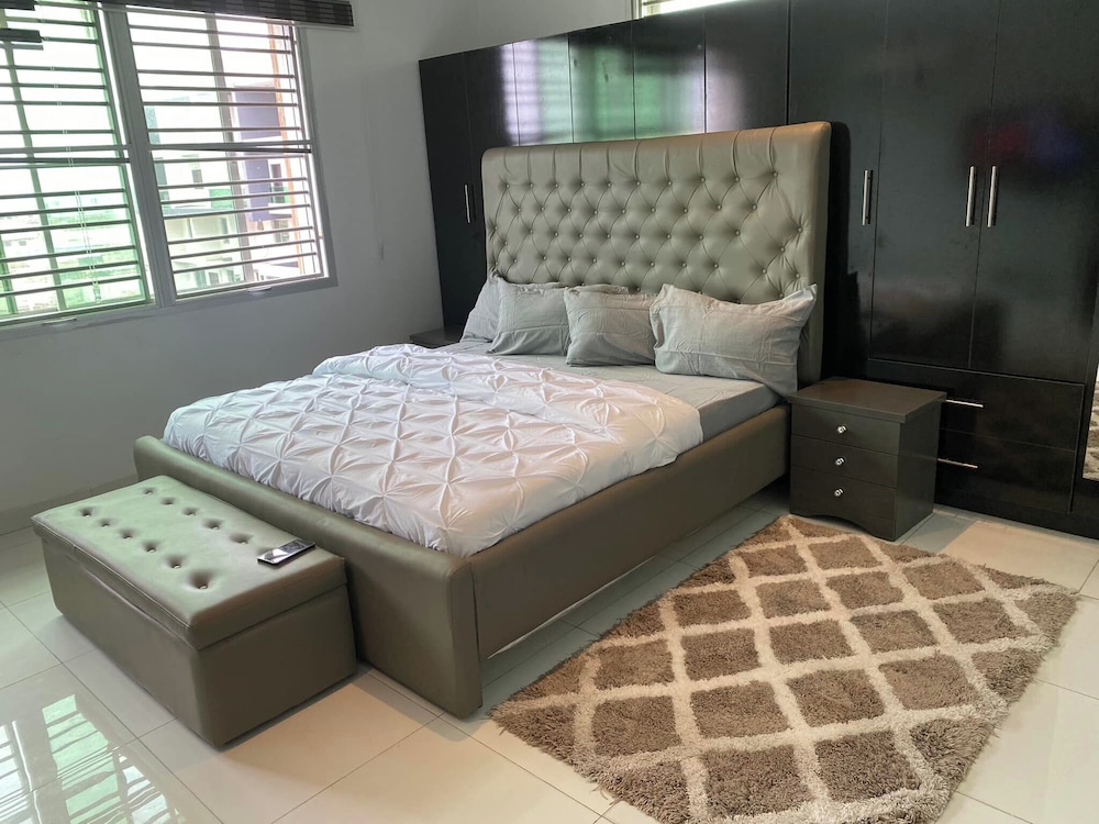 Souz Suites and Apartments