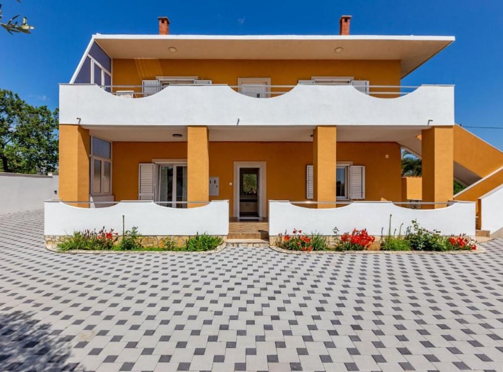 Peaceful Murvica Villa Pool, Garden, and Modern Comfort