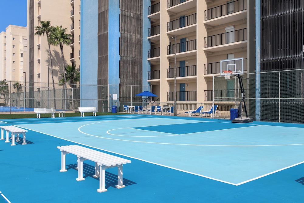 Resort 2BR Condo w/ Gulf-front Balcony & Hot Tub