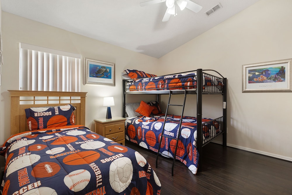 Sunny Retreat by VillaDirect - Image 5