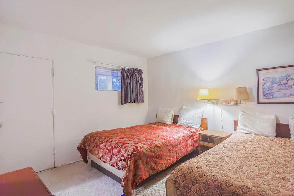 Hotel O Heart of Dixie Dadeville AL HWY 280