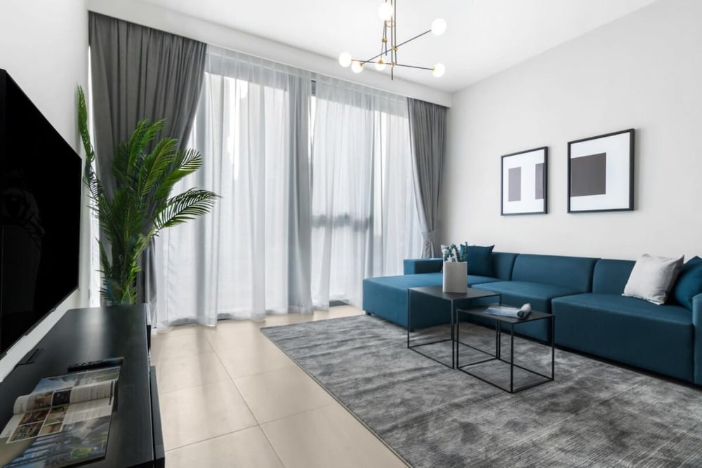 Silkhaus Modern in Downtown In Boulevard Heights