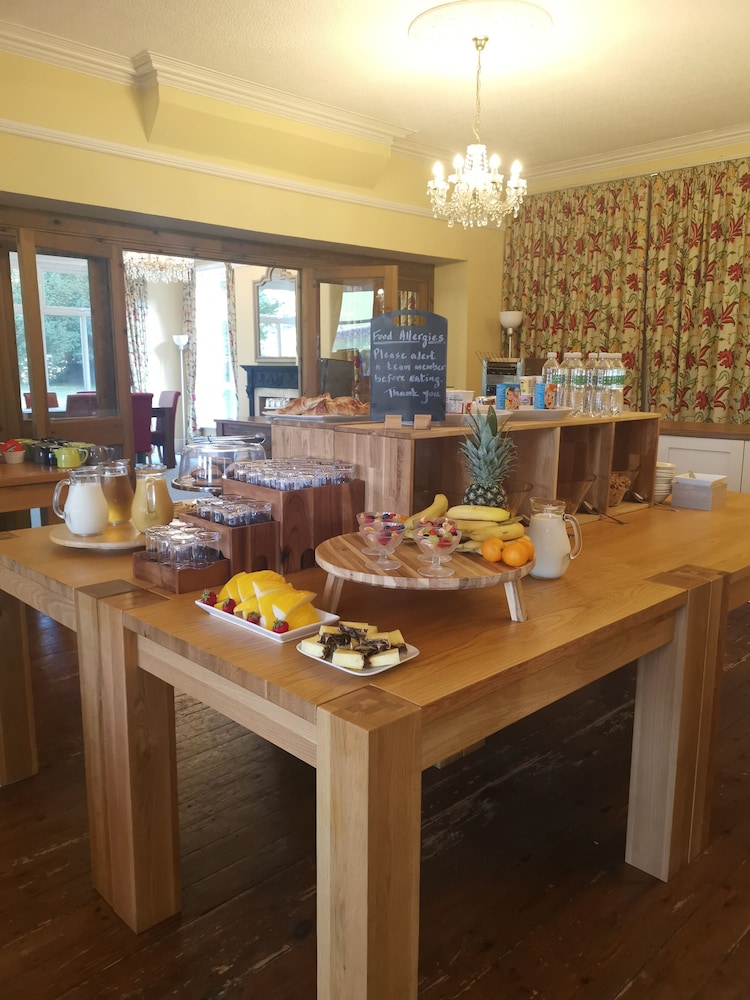 Newton House Hotel
