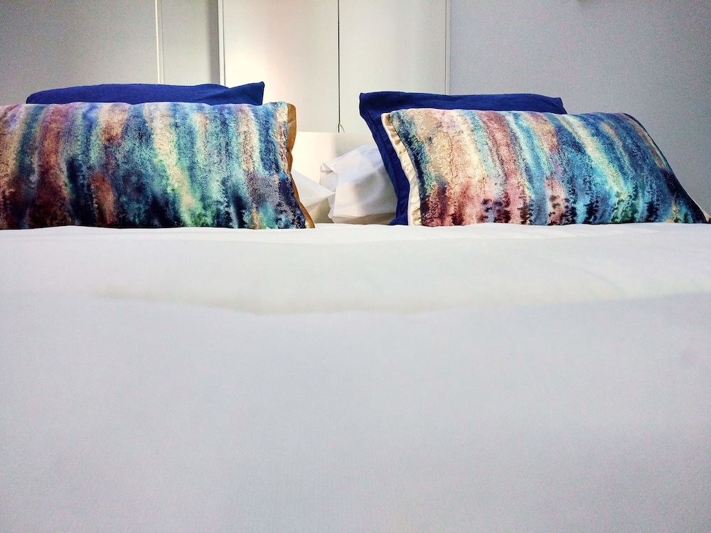 NLC Rooms & Suites view 4