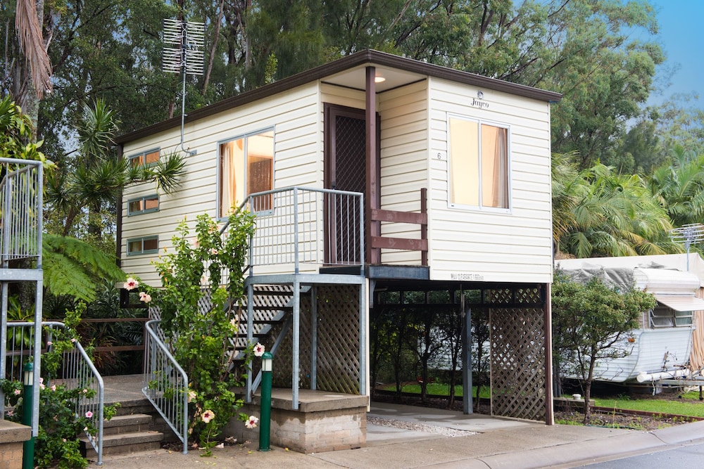 Clog Barn Caravan Park