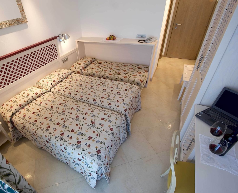 Katja Hotel
