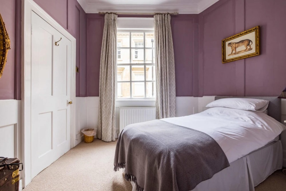 Spacious Homely Georgian Town House Central Bath