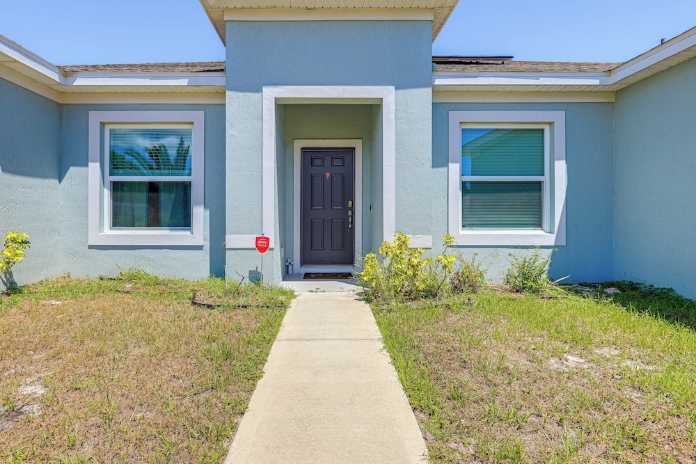 Spacious Home Near Dtwn Psl: Travel Nurses Welcome