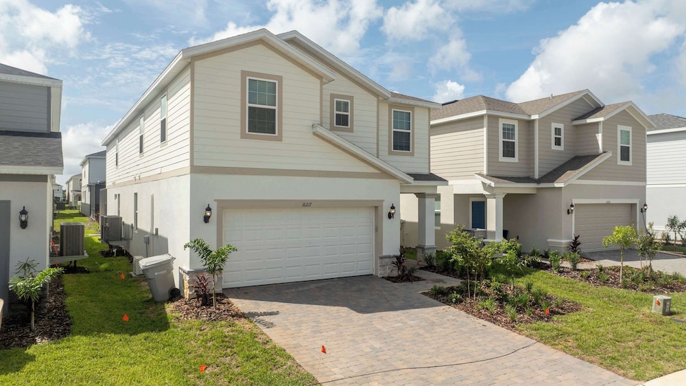 Stunning 7Bd Jacuzzi Pool & Close To Disney @ Windsor Cay 16217
