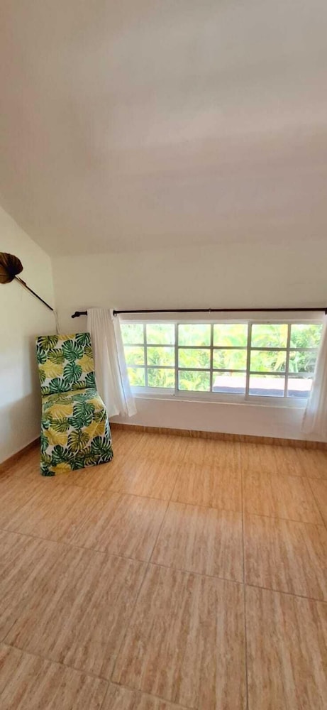 9th Hole Villa