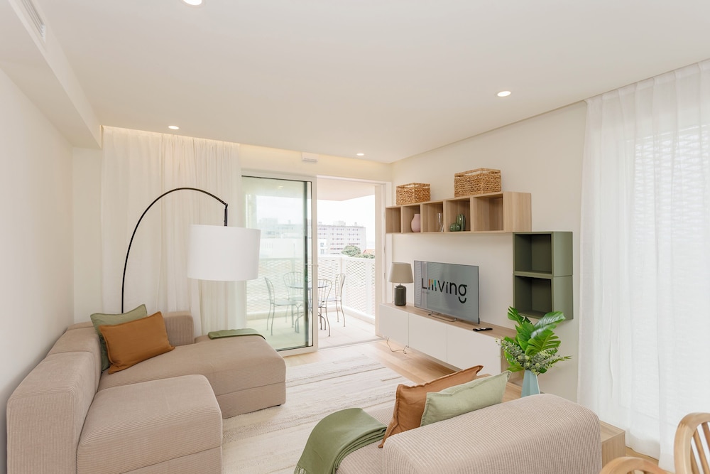 Liiiving - Factory Pearl Apartment