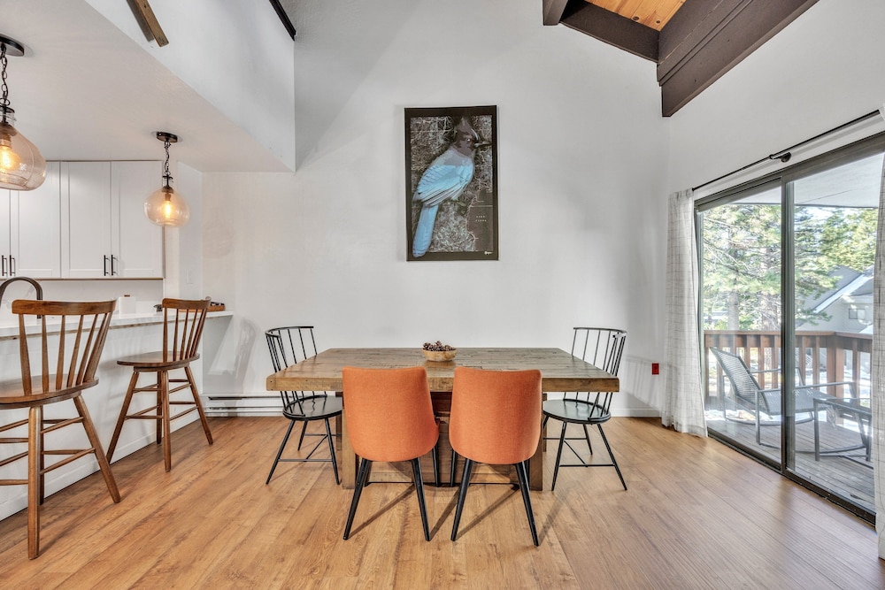 Alpine Retreat In The Heart Of Incline Village 2 Bedroom Condo