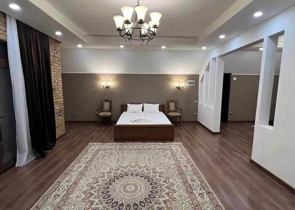 Lite Guest House
