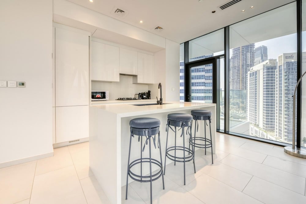 Luxury Apt W Burj Khalifa Vw Dubai Canal Access