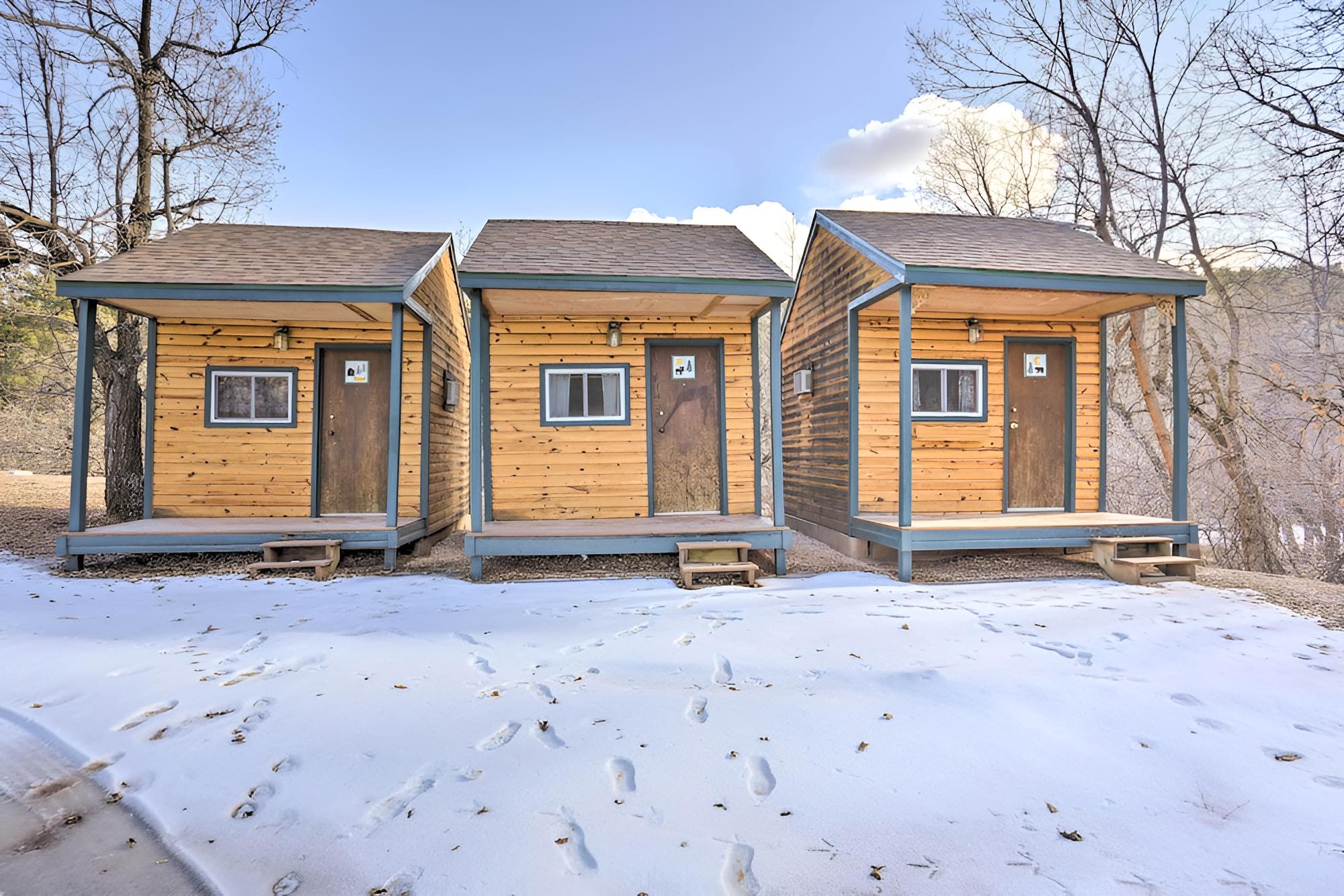 Whitewood Cabin: Deck, Gas Grill & Hot Tub! view 5