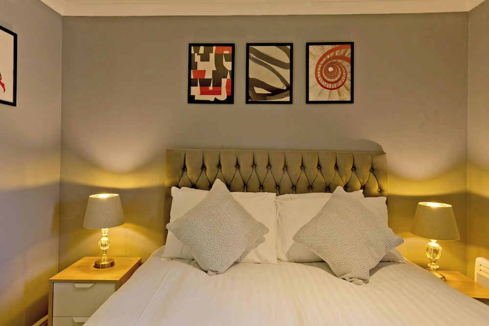 Imperial Meridian Place Apartment