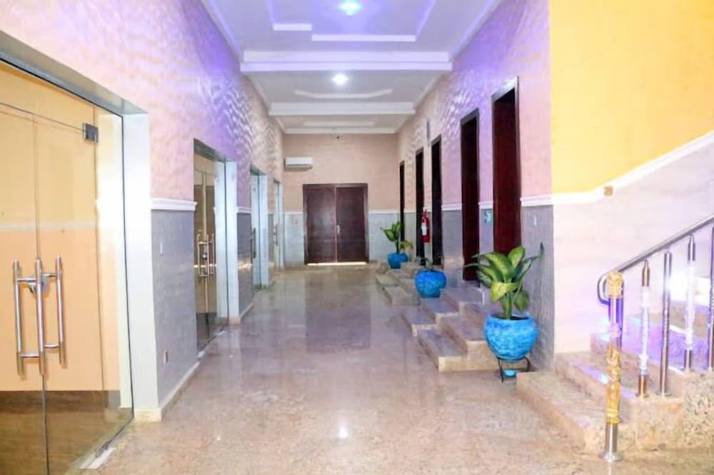 Vertex- View Hotel and Suites view 2