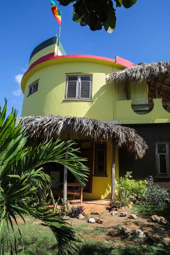 Kudehya Guesthouse