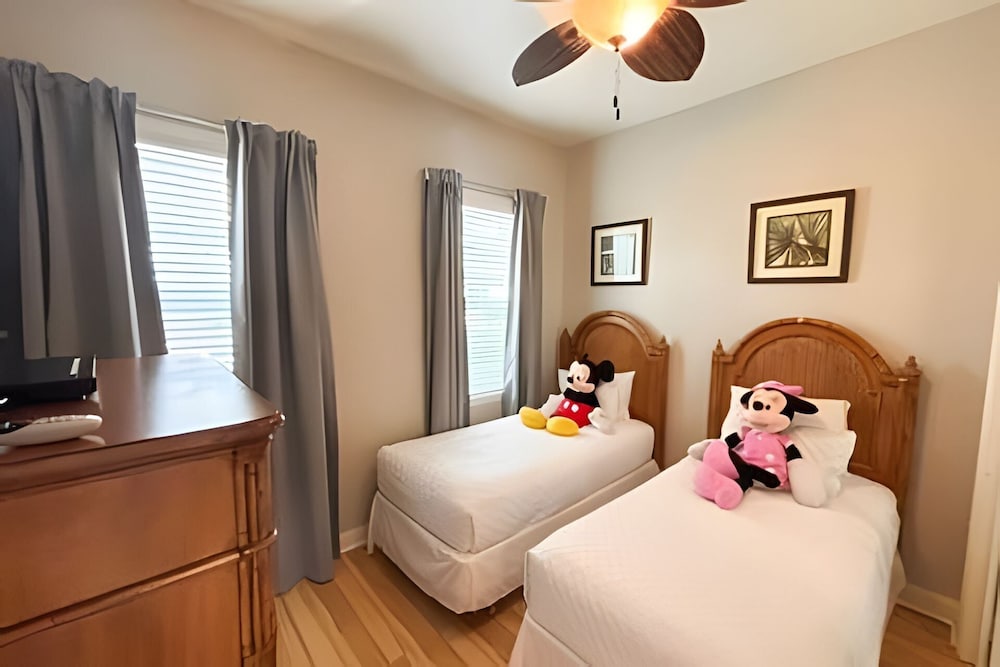 Modern 3BR Condo Reunion Resort + Pool Access