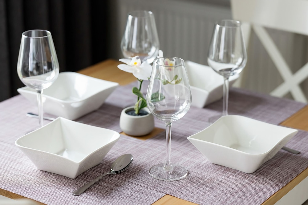 Nowa Flotylla Widok na Rzekę by Renters