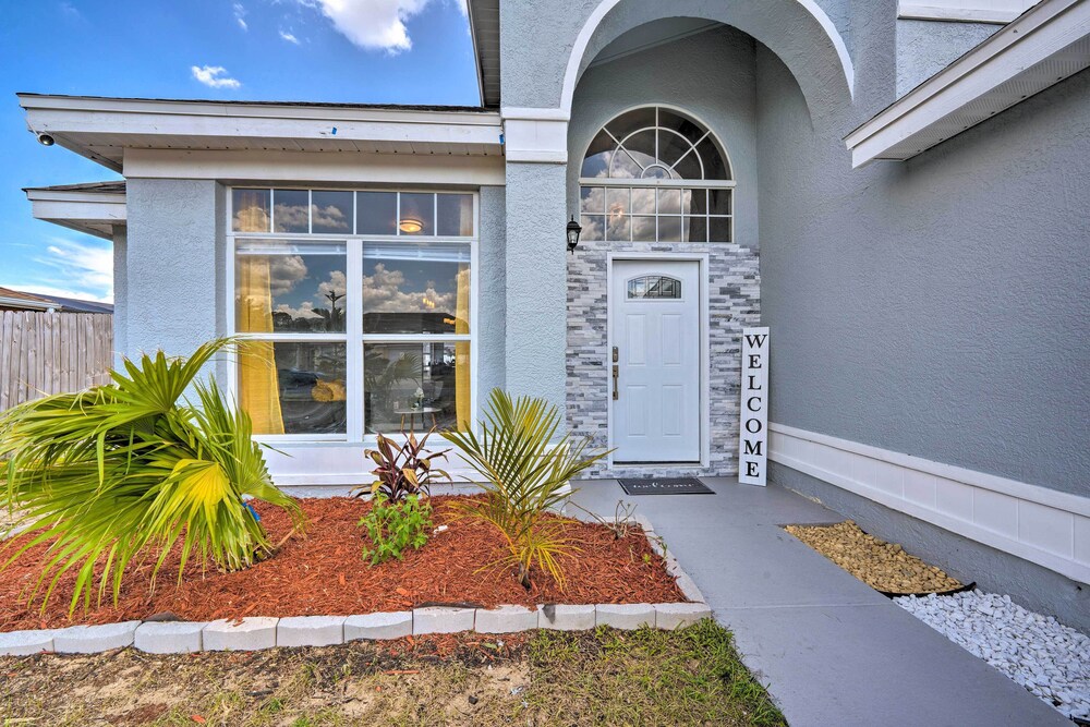 Kissimmee Retreat w/ Pool ~ 8 Mi to Old Town!