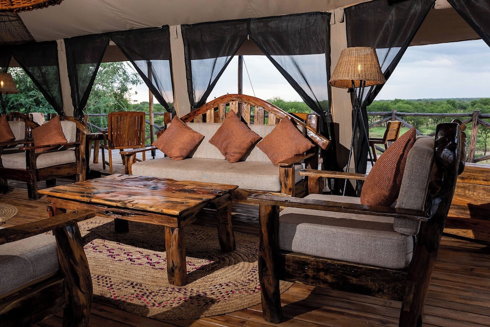 Seregenti Kifaru Tented Lodge