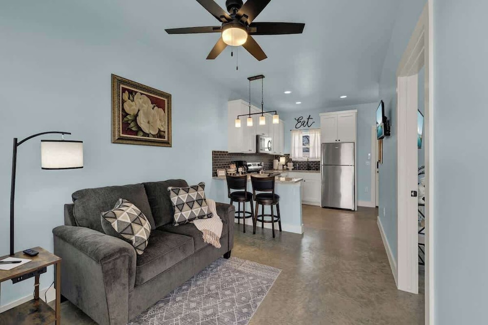 Cozy Casita With Hot Tub Six Minutes From Main Street