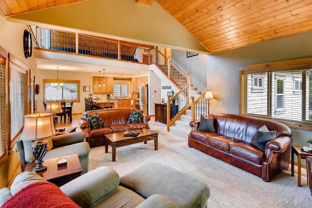 Cascade Mountain Villa