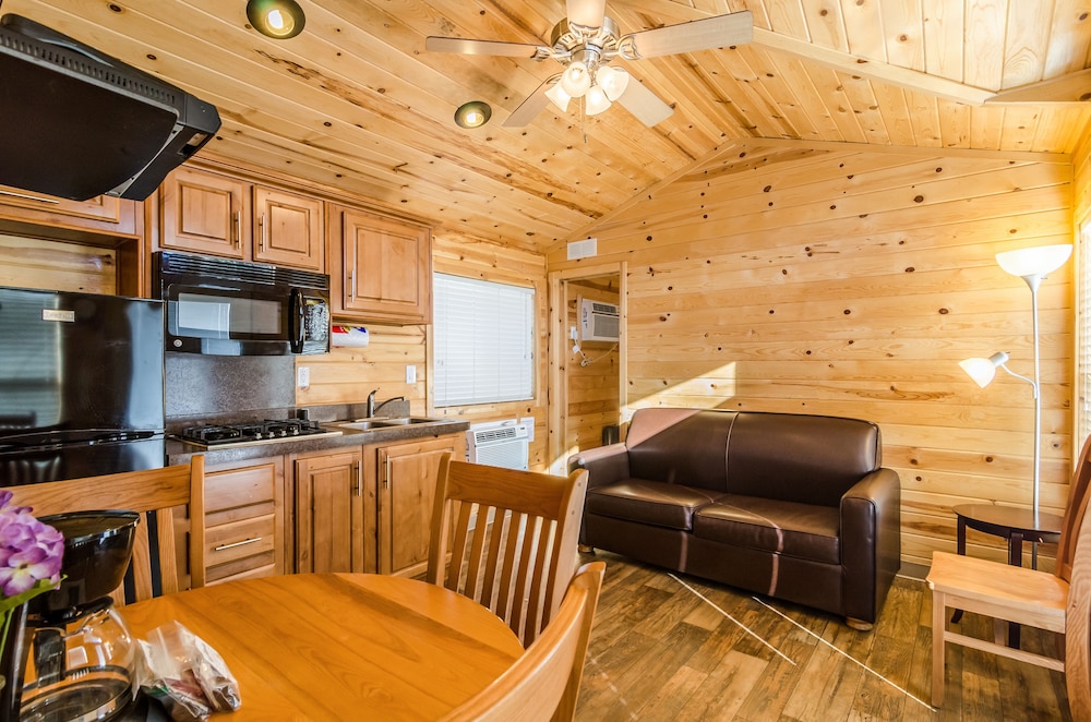 Wilderness Lakes RV Resort
