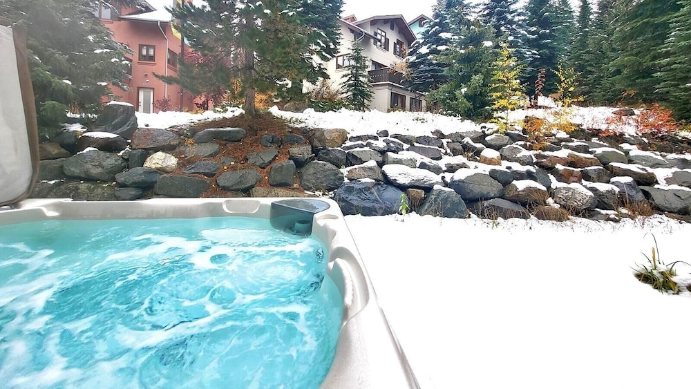Sun Peaks Vacations - Timberline Village 12 Home - Property Image 7