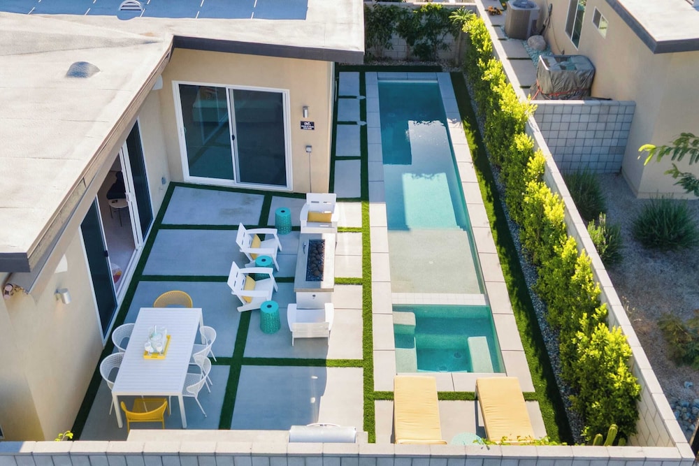Lumen at Tahquitz: New Build With Pool, Fire Pit & Designer Interiors