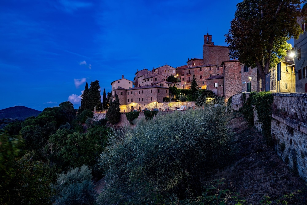 Borgo Panicale Apartments