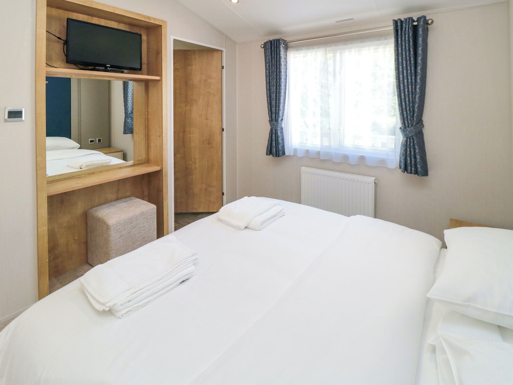 28 Finch