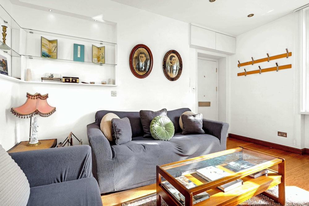 Lovely 1 Bed Home With Garden