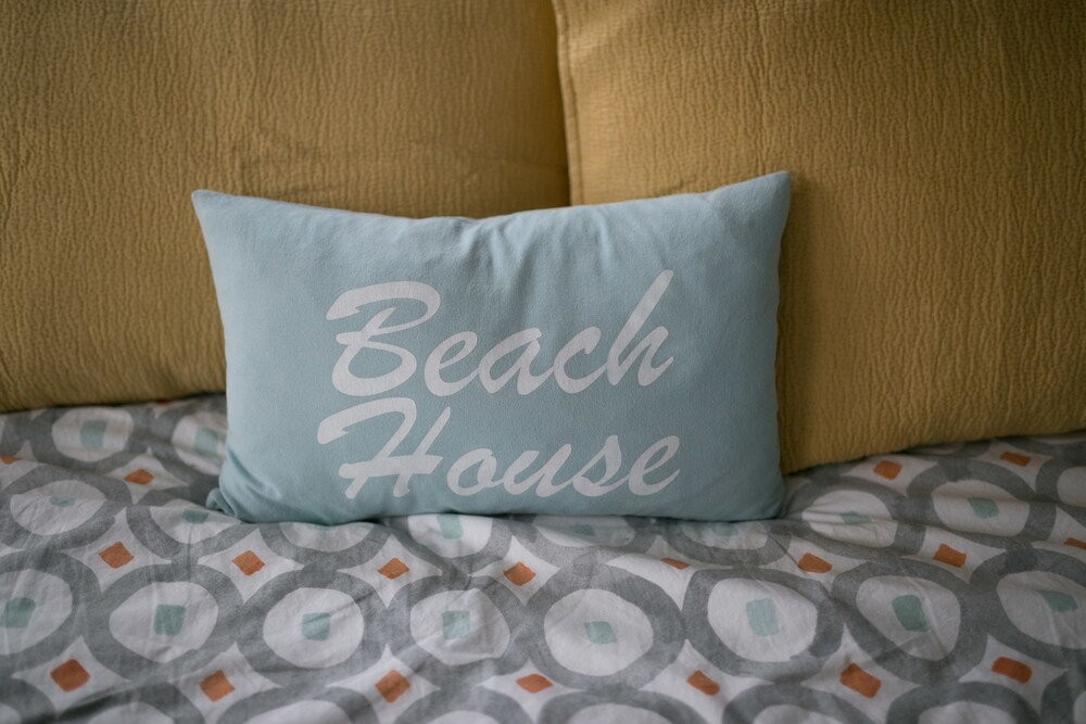 2 Bedroom 2 Bath Penthouse on the Beach