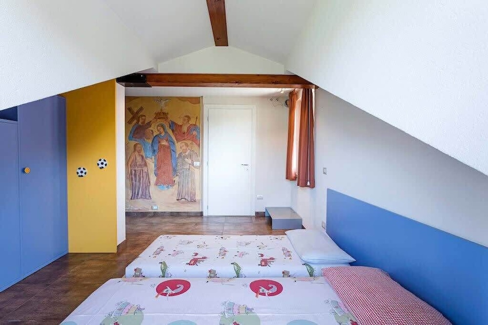 Villa Near Milan With Swimming Pool