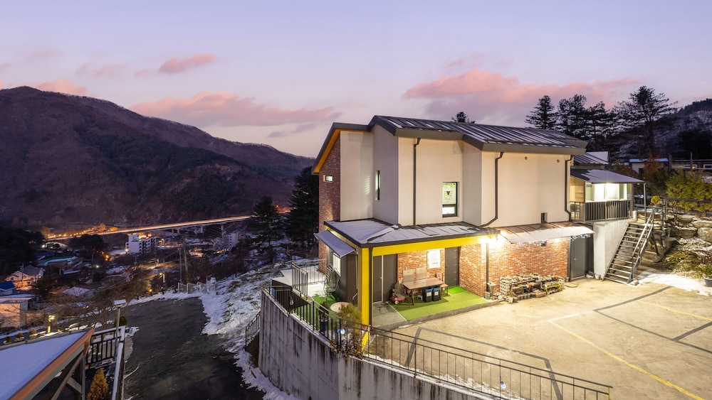 Gapyeong Star Forest Private Pool Villa