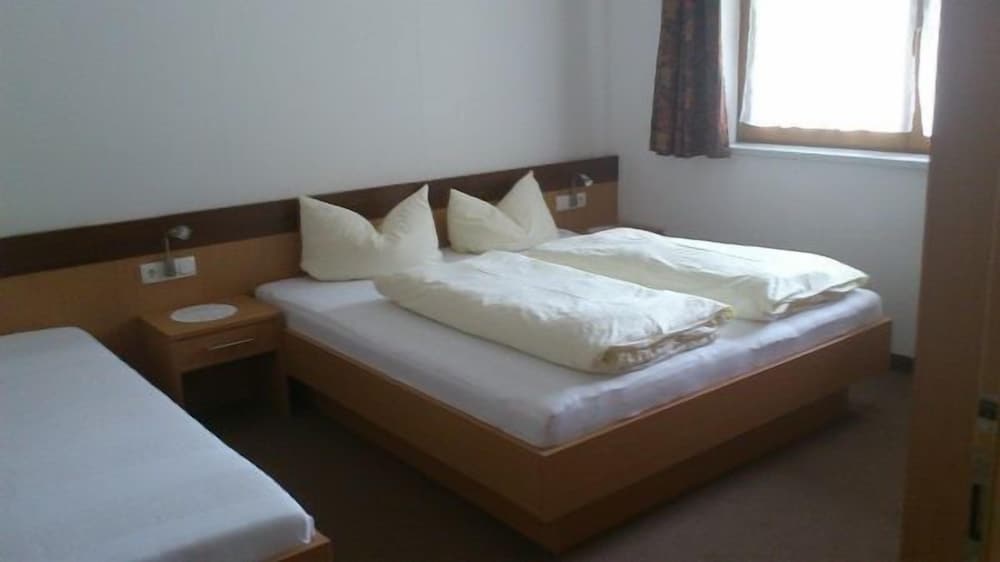 Ferienwohnung Kröll view 3