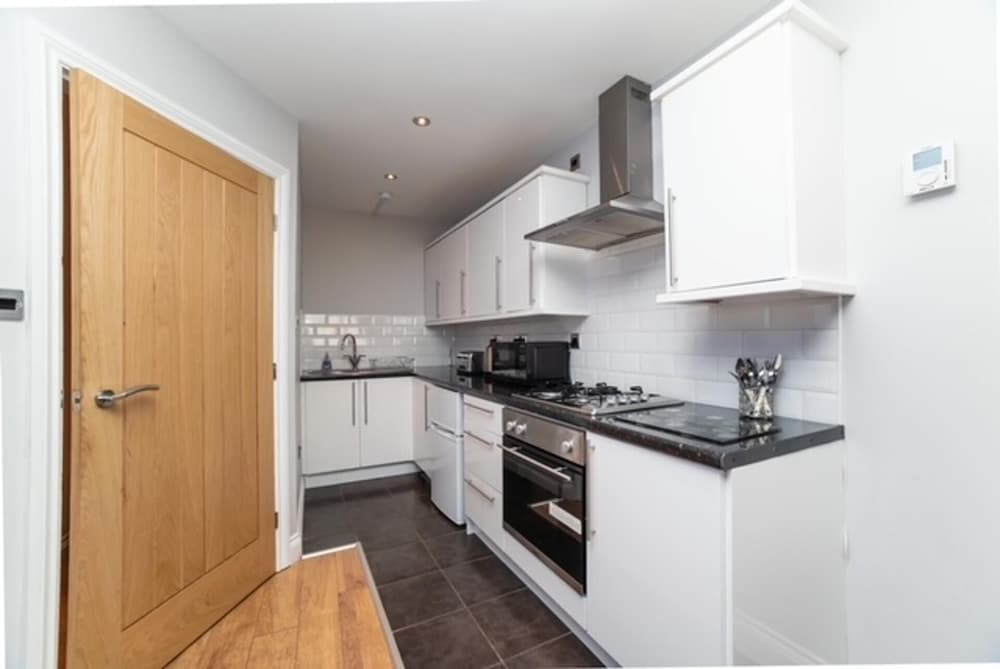 2 Bedroom Luxury Apartment
