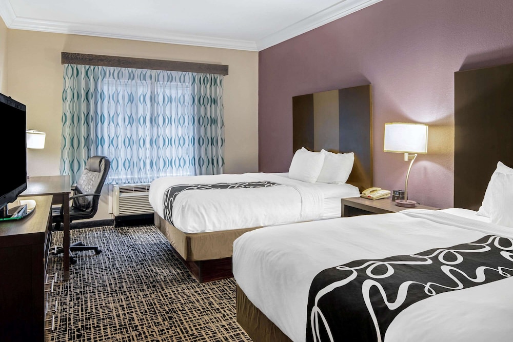 La Quinta Inn & Suites by Wyndham Corpus Christi-N Padre Isl view 3