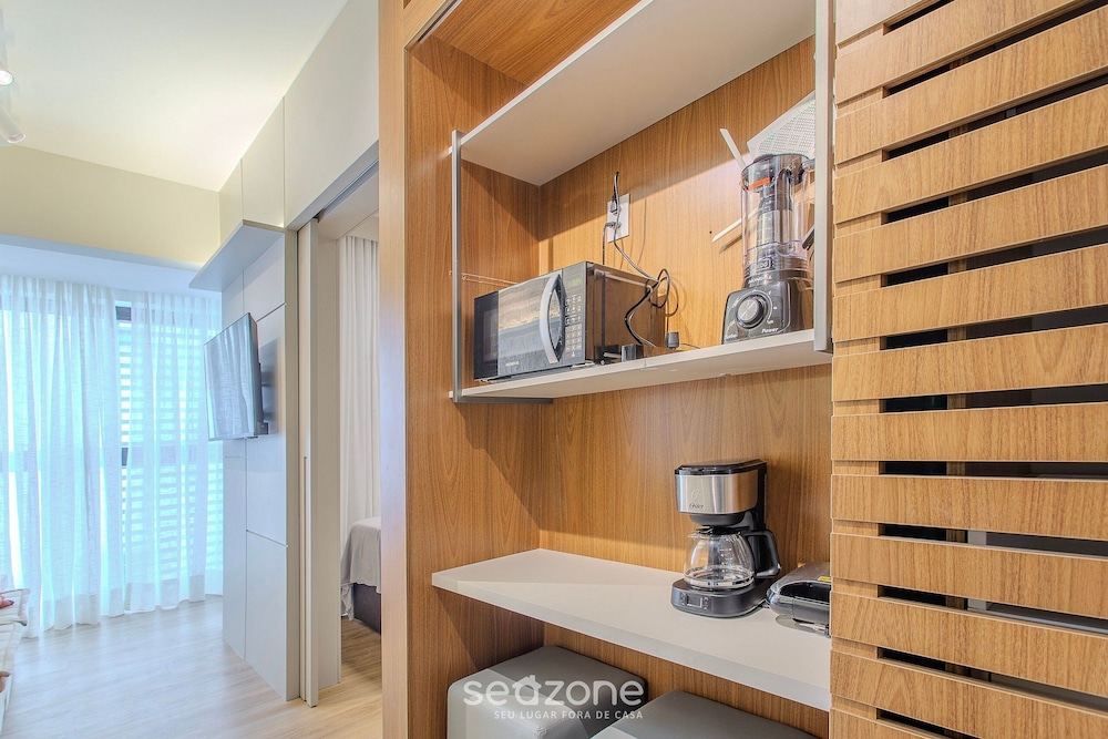 Convenience and Comfort 90m From Farol da Barra Beach - Hbas