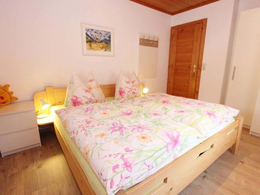 Apartment in Viehhofen Near Ski Lifts view 5