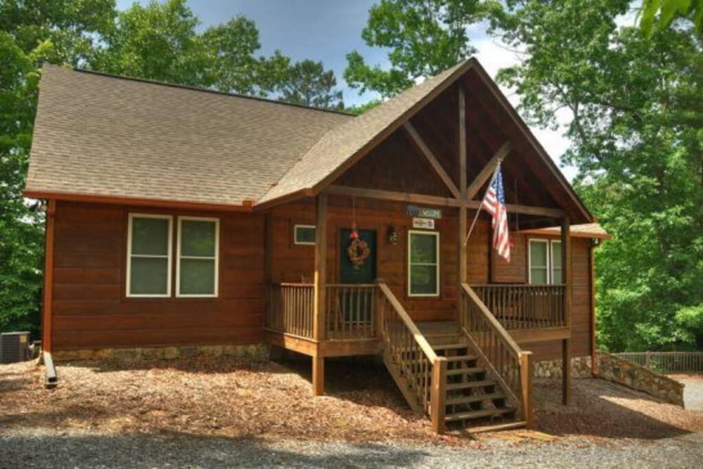 Dragons Den - Wonderful Mountain Cabin for Whole Family Coosawattee River Resort view 2