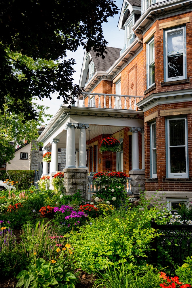 The Secret Garden B&B Inn
