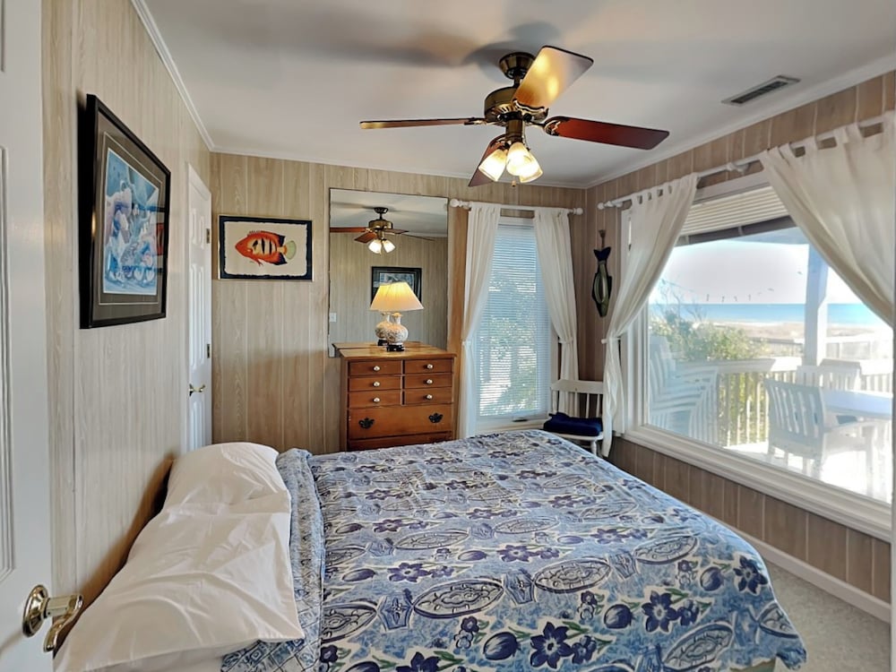 Loony Dunes by Topsail Realty